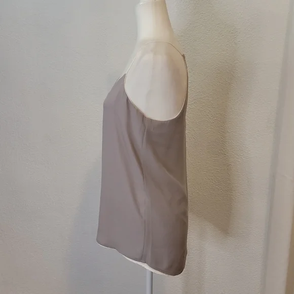 4/$25, Express Tank Top - Picture 2 of 7